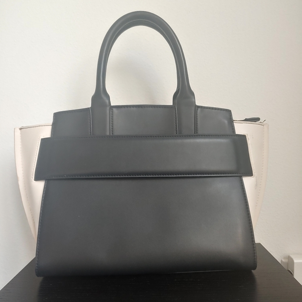 Color block purse!